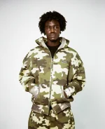 Clints Pintuck Zip Hoodie - Camo