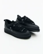Clints Hikes - All Black